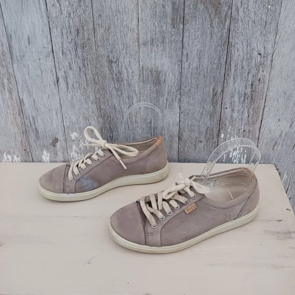 ECCO Soft 7 Shoes Women's 38 EU  US 8/8.5  Leather Sneakers Lace Up Beige - Picture 3 of 8